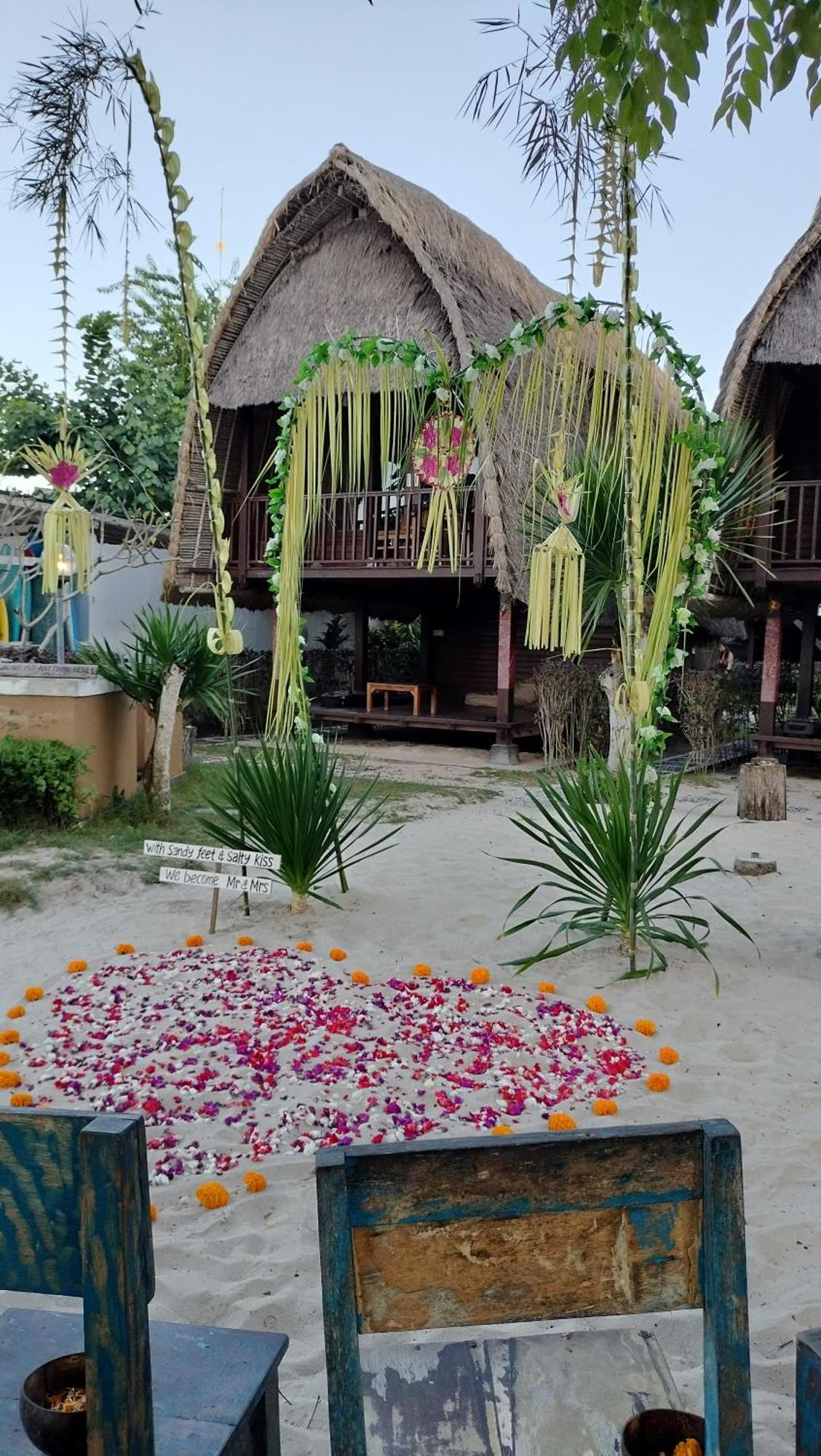 Molamola House Hotell Lembongan Exteriör bild