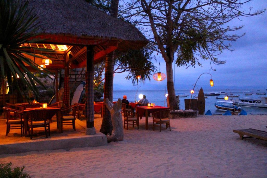 Molamola House Hotell Lembongan Exteriör bild